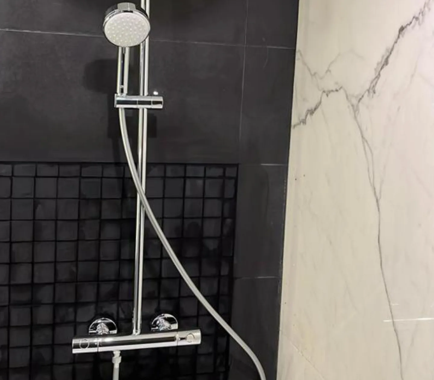Installation douche — Plombier Paris — par Plombier André Paris 17