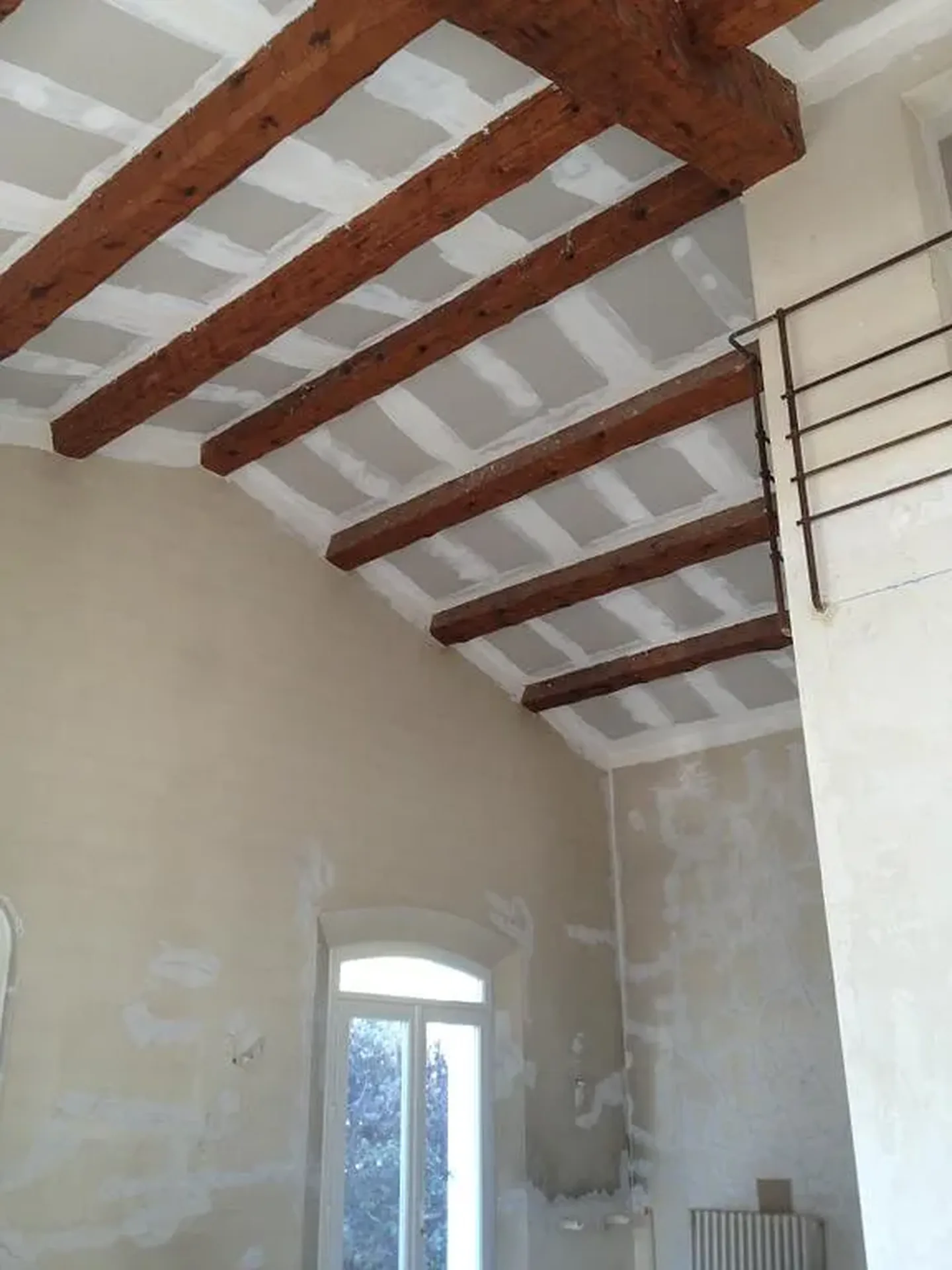 Rénovation et tous travaux du bâtiment à Marseille — Maçon — par Etablissements Daniel M.k.