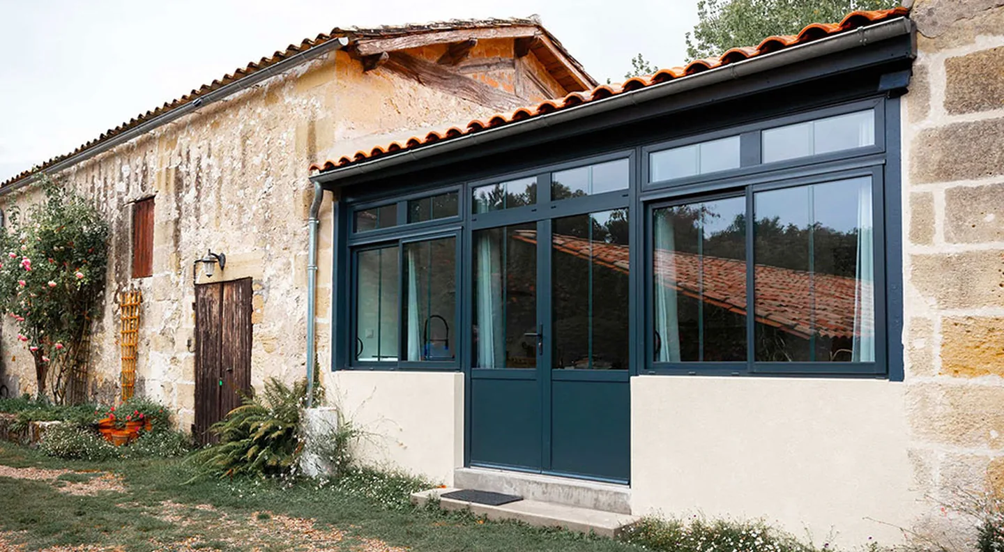 Avezou-menuiserie-loggia2 à Bordeaux — Menuisier — par Menuiserie Avezou ｜VÉRANDAS - PERGOLA - FENÊTRES - PORTAILS - MENUISERIE, ALU, PVC, BOIS