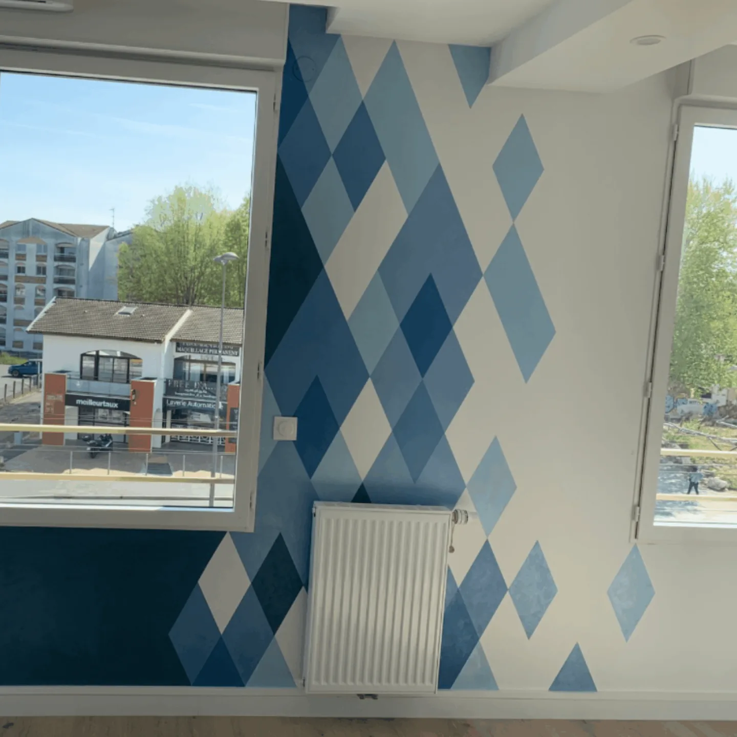 Photo de Peintre Bordeaux. Artisan et Artisan d’Art : L’Atelier Contemporain, Peintre à Bordeaux