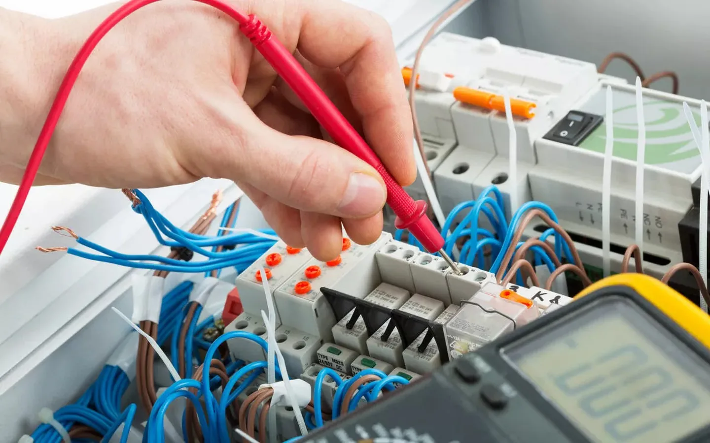 Électricien à Mulhouse — par BBC Elec