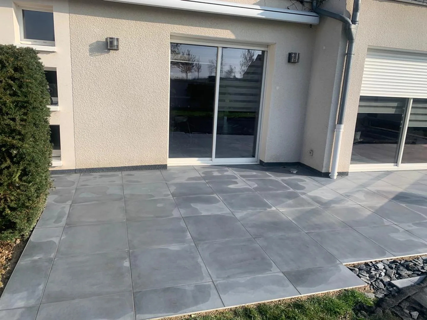 Pose carrelage extérieur Beaune à Dijon — Maçon — par L'entreprise - rodi construction