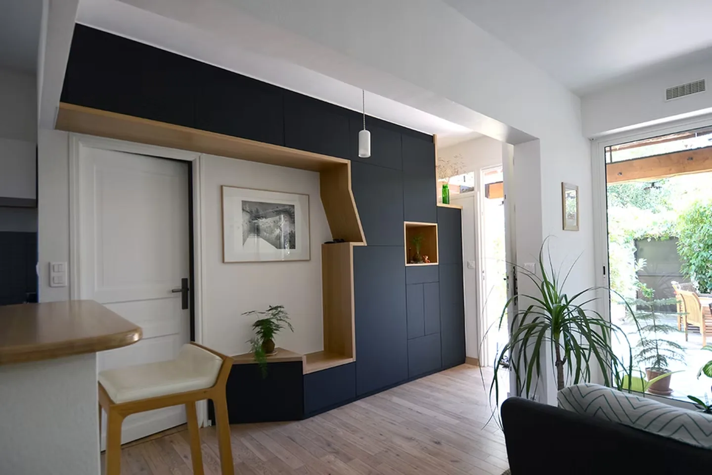 Agencement en bois sur mesure 2 par Authentik'Bois à Montpellier — Menuisier — par Authentik’Bois
