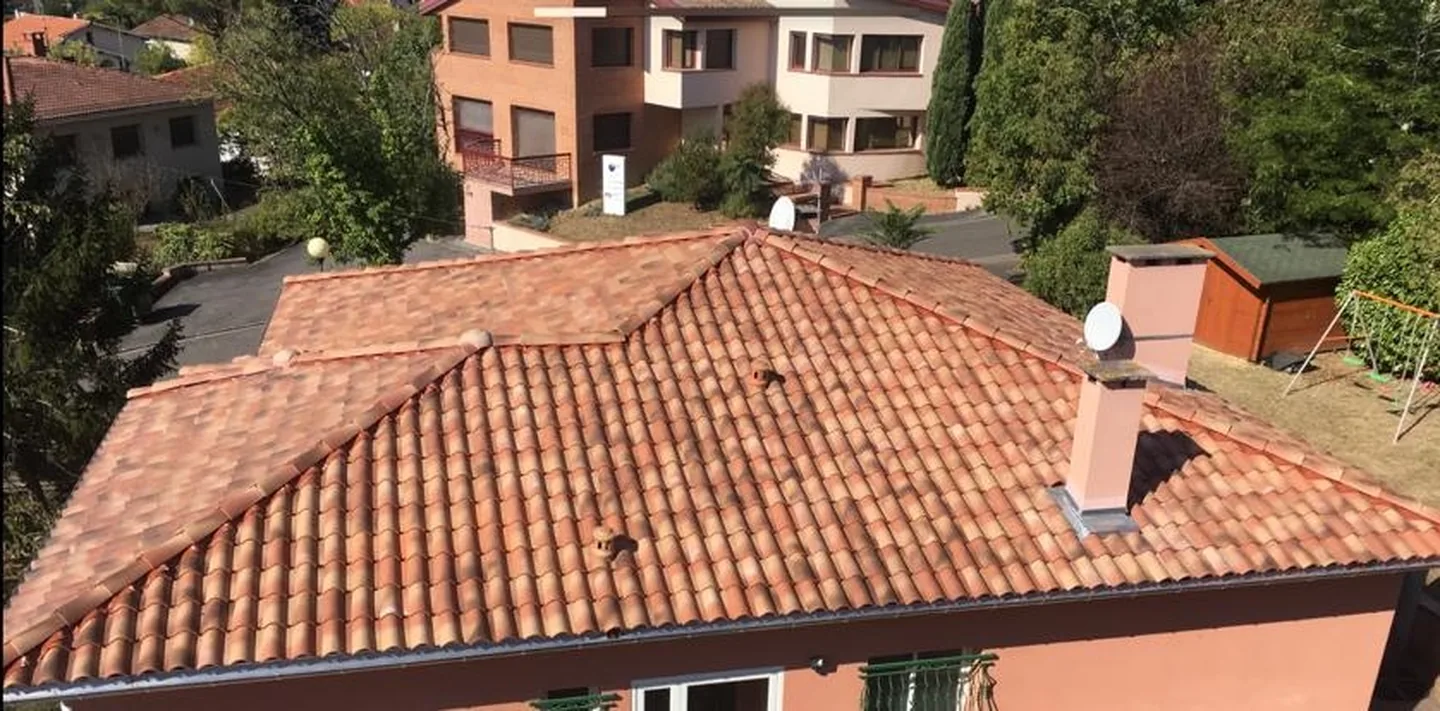 Photo de couverture de TOMMY BEAUTOUR, Couvreur à Toulouse
